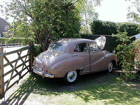 Austin A40 Somerset in the drive
